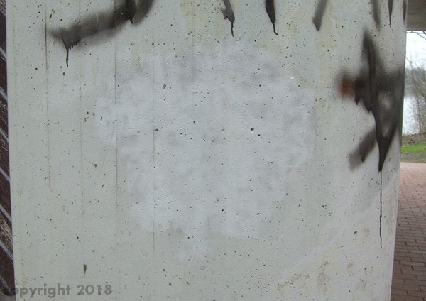 Graffiti auf Beton  1 